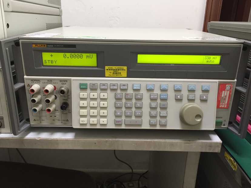 1537409601246864.jpg 多功能校準(zhǔn)儀器 FLUKE 5500A.jpg